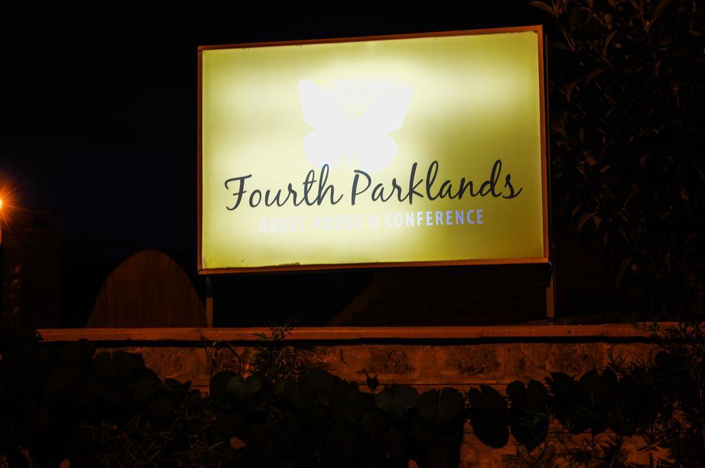 Fourth Parklands Hotel Nairobi Exterior photo